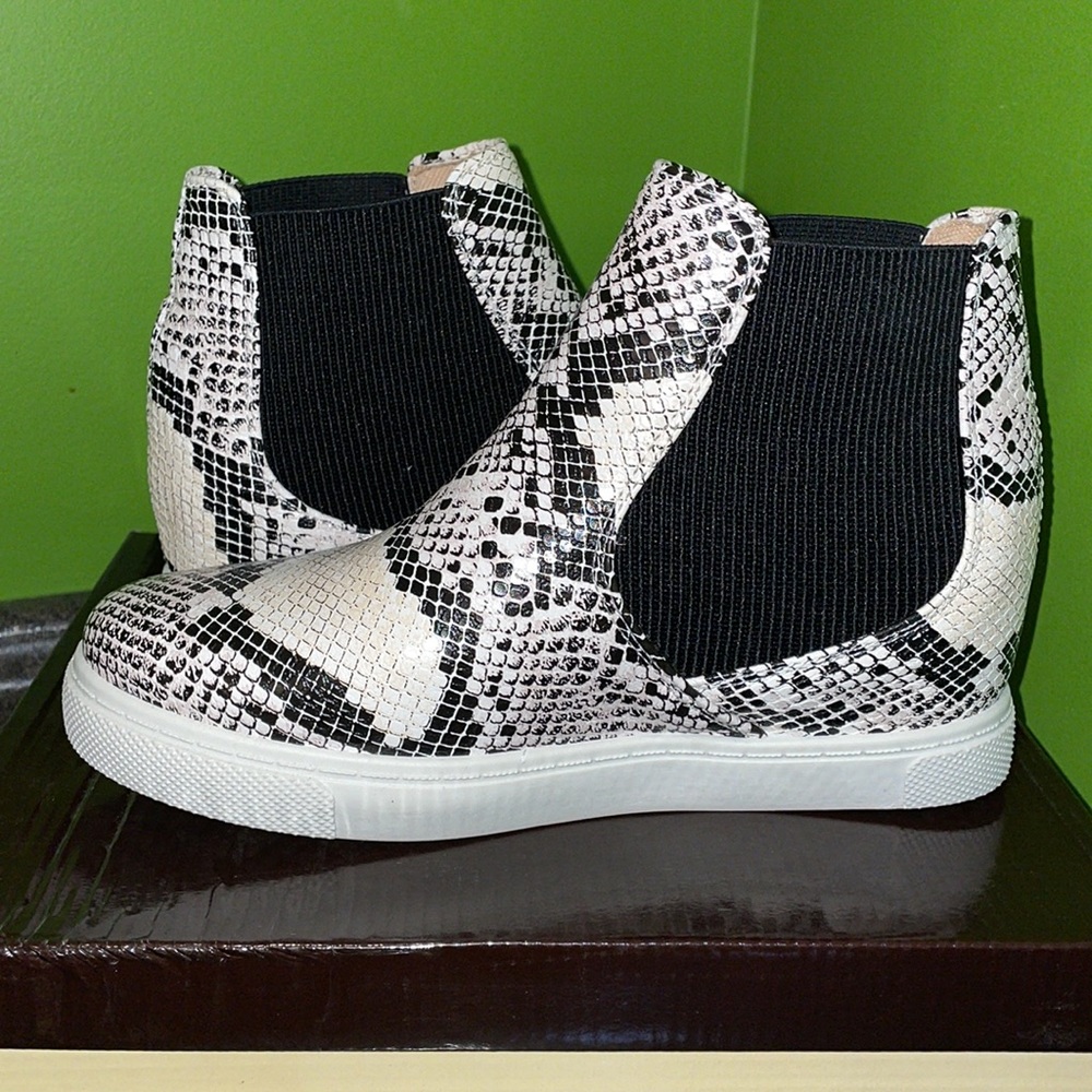 Wedge Sneakers - Picture 3 of 14